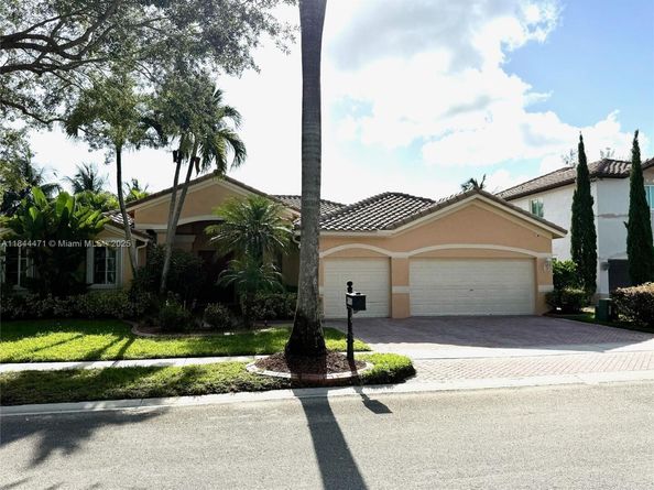 3881 SW 144th Ter, Miramar FL 33027