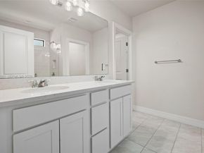 3125 Buttonwood Ct, Lauderdale Lakes FL 33311