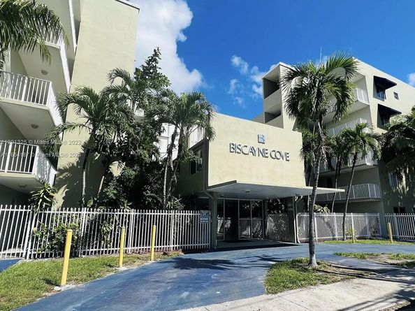 665 NE 83rd Ter 112, Miami FL 33138