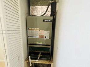 665 NE 83rd Ter 112, Miami FL 33138