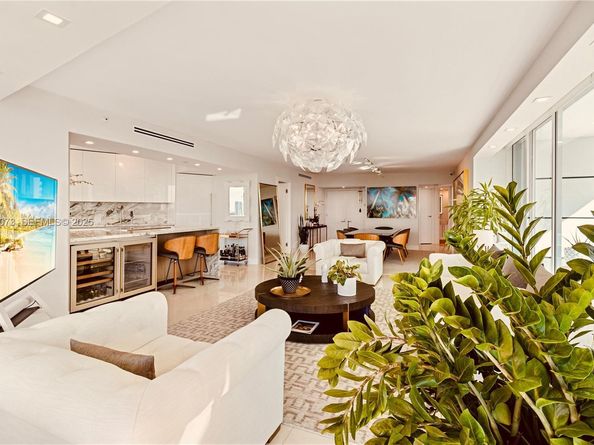 2127 Brickell Ave 1505, Miami FL 33129