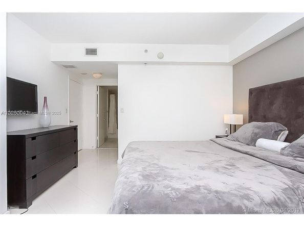 335 S Biscayne Bl 3408, Miami FL 33131