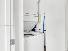 335 S Biscayne Bl 3408, Miami FL 33131