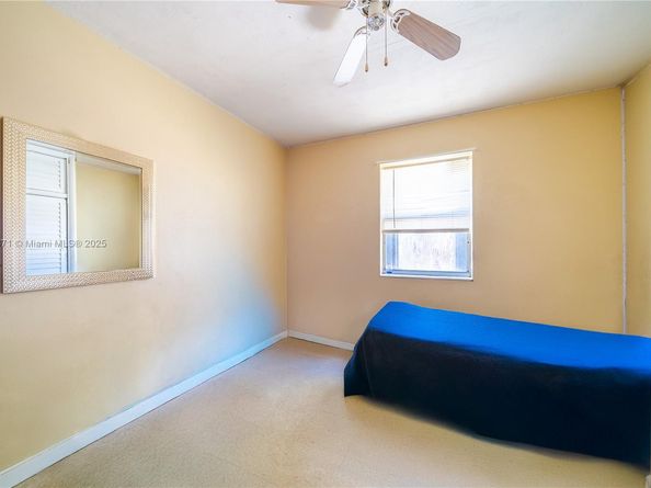 2824 NW 8th St, Fort Lauderdale FL 33311