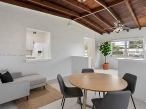 2201 NW 166th St, Miami Gardens FL 33054