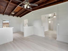 2201 NW 166th St, Miami Gardens FL 33054