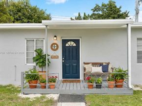 2201 NW 166th St, Miami Gardens FL 33054