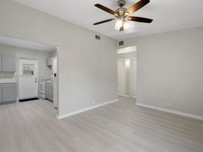 2201 NW 166th St, Miami Gardens FL 33054