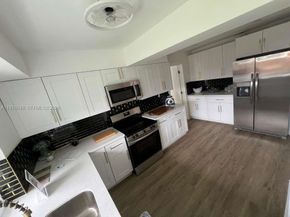 6220 NW 19th St, Sunrise FL 33313