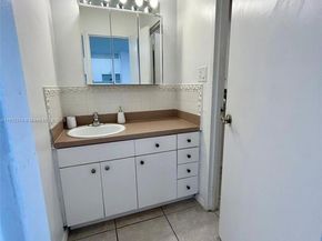 100 Lincoln Rd 1220, Miami Beach FL 33139