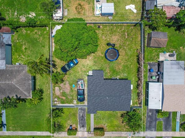 14971 Polk St, Miami FL 33176