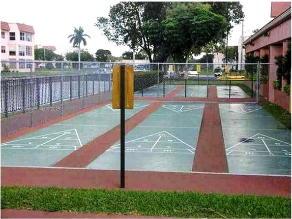 2741 N Pine Island Rd 108, Sunrise FL 33322