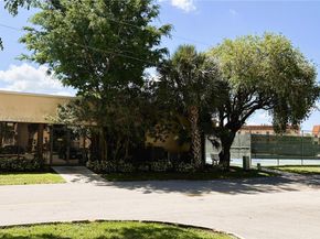 2741 N Pine Island Rd 108, Sunrise FL 33322