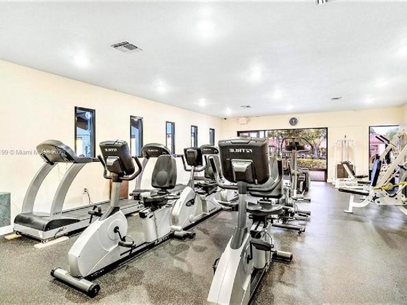 2741 N Pine Island Rd 108, Sunrise FL 33322