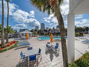 300 Three Islands Blvd PH4A, Hallandale Beach FL 33009