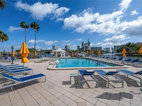 300 Three Islands Blvd PH4A, Hallandale Beach FL 33009