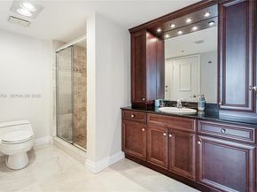 300 Three Islands Blvd PH4A, Hallandale Beach FL 33009