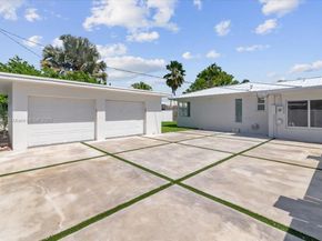 1459 Jefferson St, Hollywood FL 33020