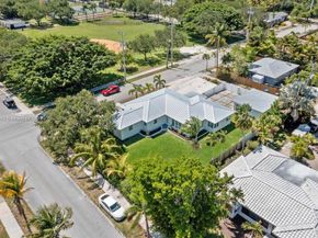 1459 Jefferson St, Hollywood FL 33020