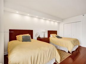 19355 Turnberry Way 26E, Aventura FL 33180