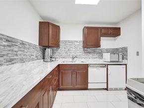 19355 Turnberry Way 26E, Aventura FL 33180