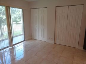 251 SW 132nd Way 315H, Pembroke Pines FL 33027
