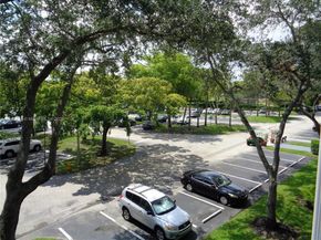 251 SW 132nd Way 315H, Pembroke Pines FL 33027