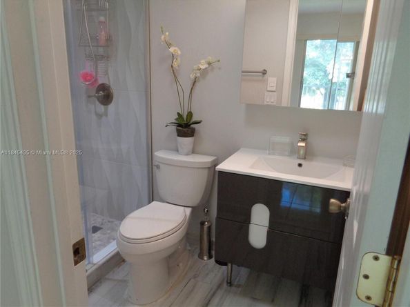 251 SW 132nd Way 315H, Pembroke Pines FL 33027
