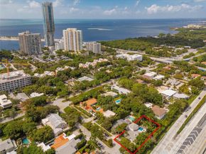 32 SW 23rd Rd, Miami FL 33129