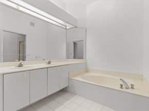 10168 Lombardy Dr, Tamarac FL 33321