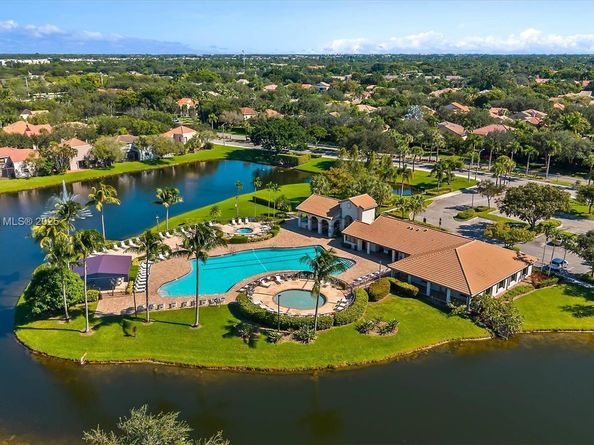 10731 NW 14th St 274, Plantation FL 33322