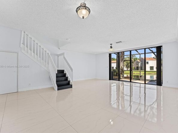 10731 NW 14th St 274, Plantation FL 33322
