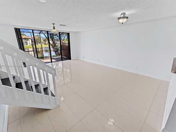 10731 NW 14th St 274, Plantation FL 33322