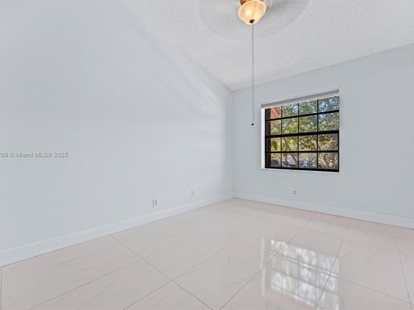 10731 NW 14th St 274, Plantation FL 33322