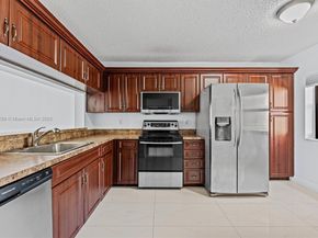 10731 NW 14th St 274, Plantation FL 33322
