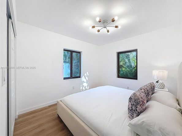 3521 SW 58th Ct, Miami FL 33155