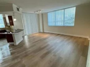 2000 N Bayshore Dr 801, Miami FL 33137