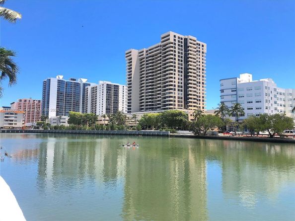 2555 Collins Ave 607, Miami Beach FL 33140