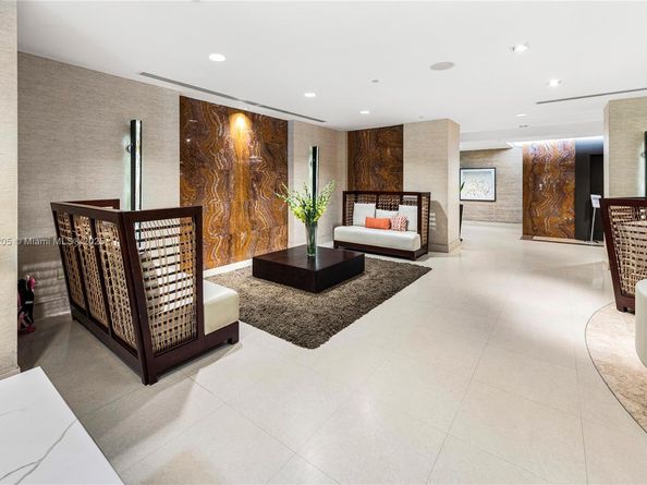 2555 Collins Ave 607, Miami Beach FL 33140
