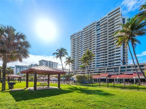 2555 Collins Ave 607, Miami Beach FL 33140