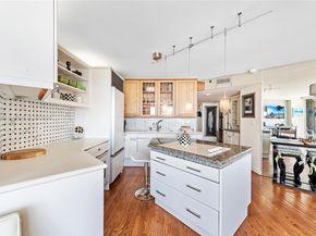 2555 Collins Ave 607, Miami Beach FL 33140