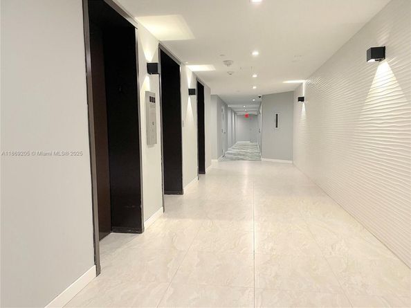 2555 Collins Ave 607, Miami Beach FL 33140