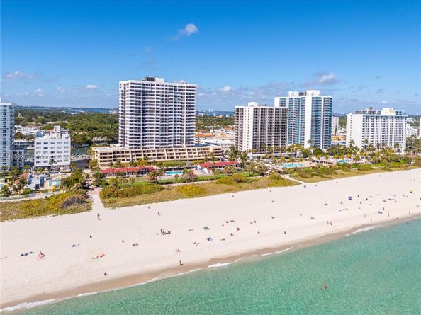 2555 Collins Ave 607, Miami Beach FL 33140