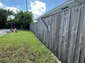 4671 SW 43rd Ter, Dania Beach FL 33314