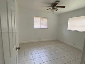 4290 NW 21st Ave, Oakland Park FL 33309