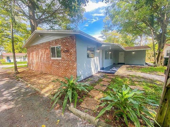 4290 NW 21st Ave, Oakland Park FL 33309