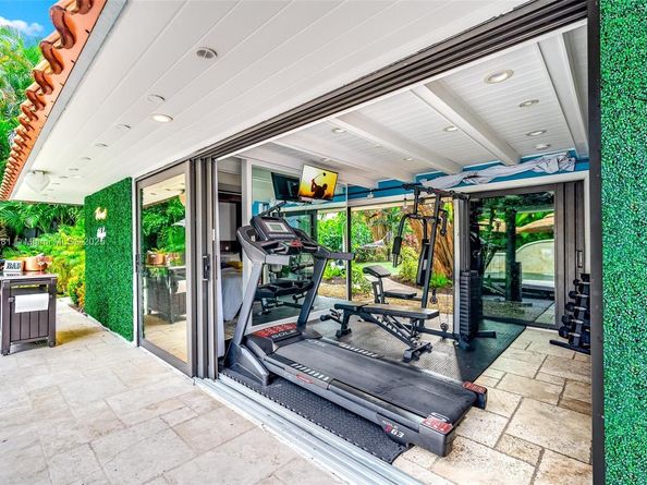 11 Sylvan Ln, Fort Lauderdale FL 33316