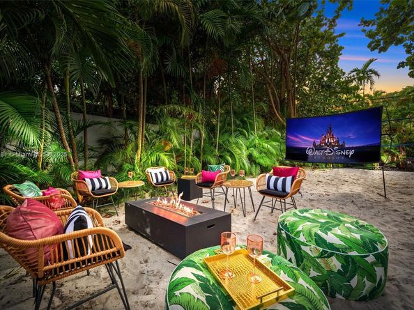 11 Sylvan Ln, Fort Lauderdale FL 33316