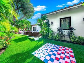 11 Sylvan Ln, Fort Lauderdale FL 33316