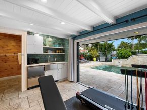 11 Sylvan Ln, Fort Lauderdale FL 33316